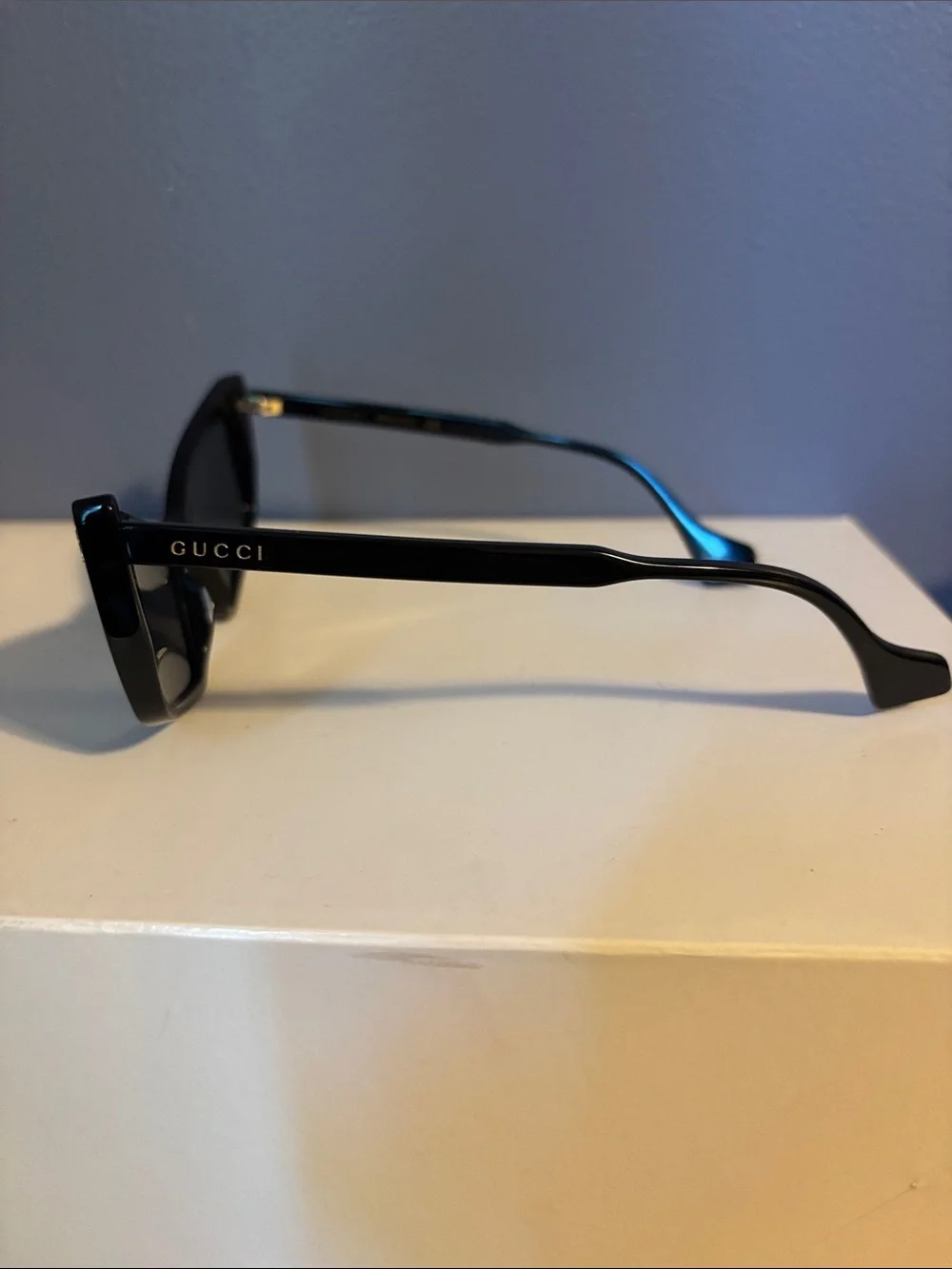 Womens Gucci Sunglasses (GG0626s).